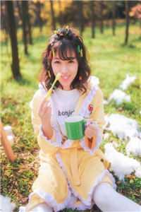 全球末日:我获得了美少女变身器精品小说