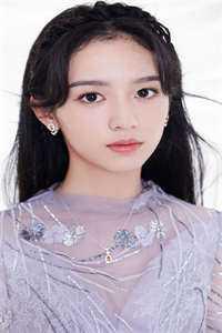 嫁给心上人他哥后，我开启修罗场畅销书籍