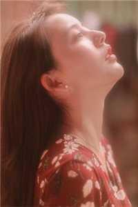 活成前任白月光后,她桃花朵朵开短篇小说