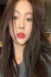 精品全集总裁，夫人携多个马甲为你护航！