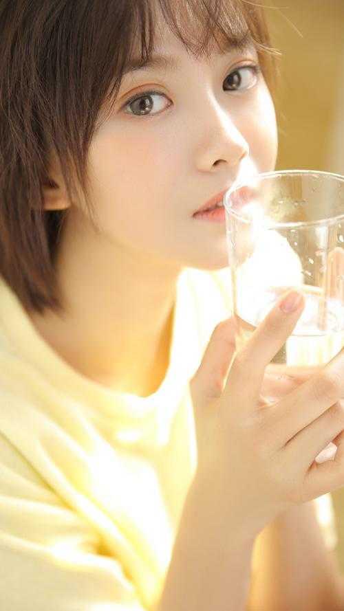 完整文本嫡女倾城,傲娇世子总想入赘侯门
